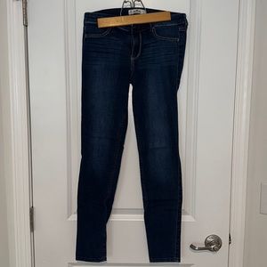EUC Hollister jeans